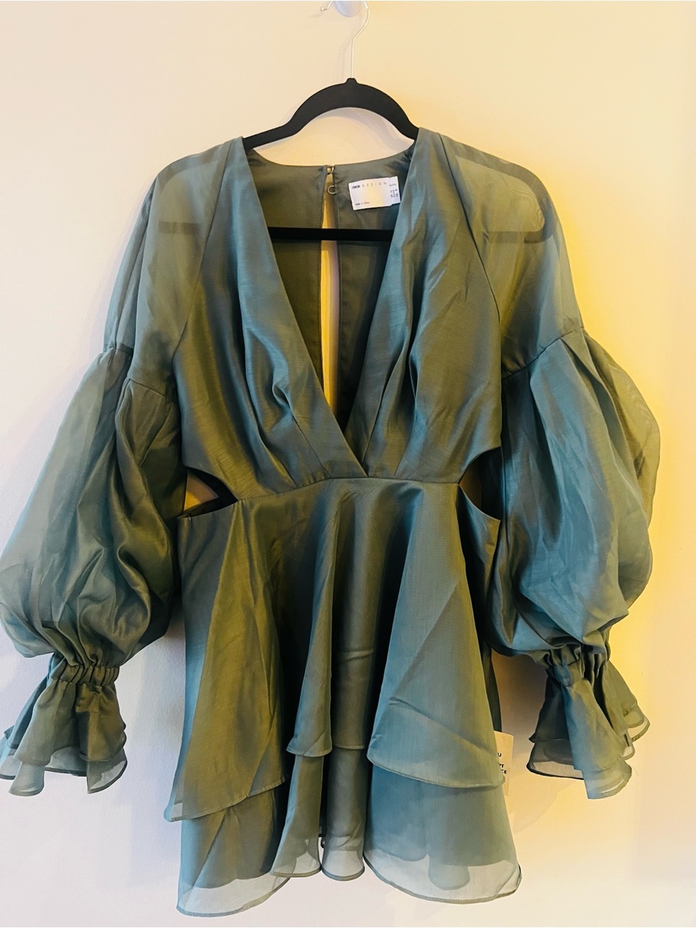 ASOS Emerald Green Puff Sleeve Peplum Mini Dress - Picture 2 of 4